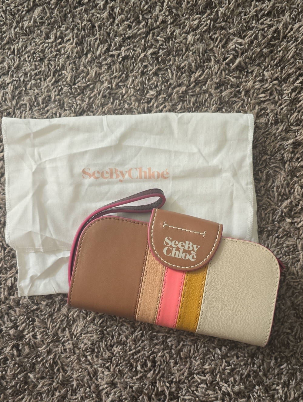 NWOT See By Chloé Multicolor Laetizia Wristlet Wallet